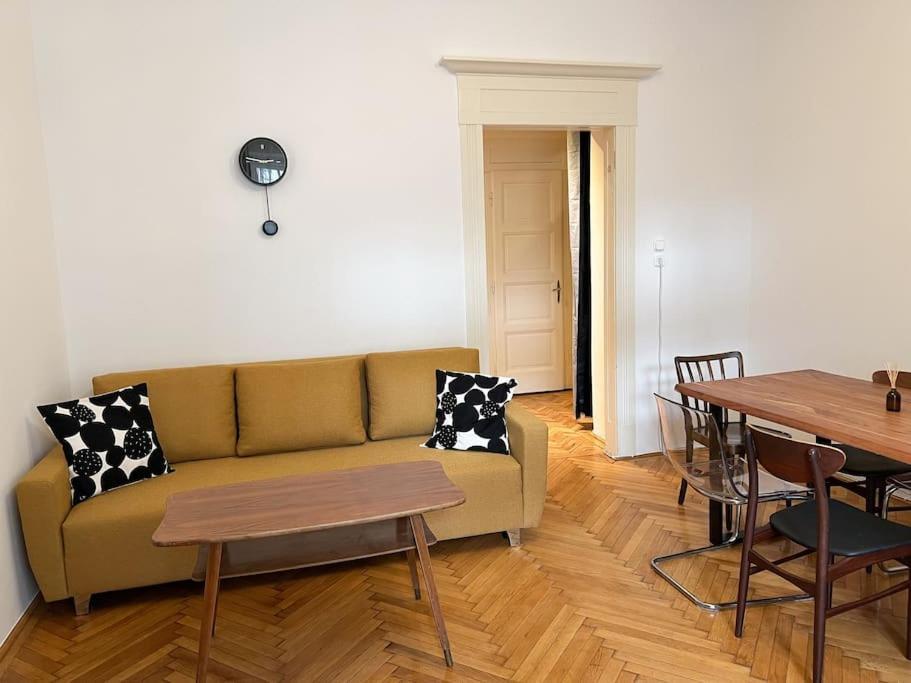 Authentic Buda Home Budapest Eksteriør bilde